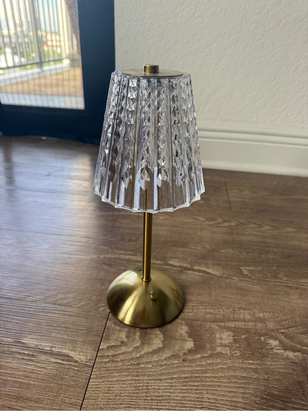 Crystal Cordless Lamp